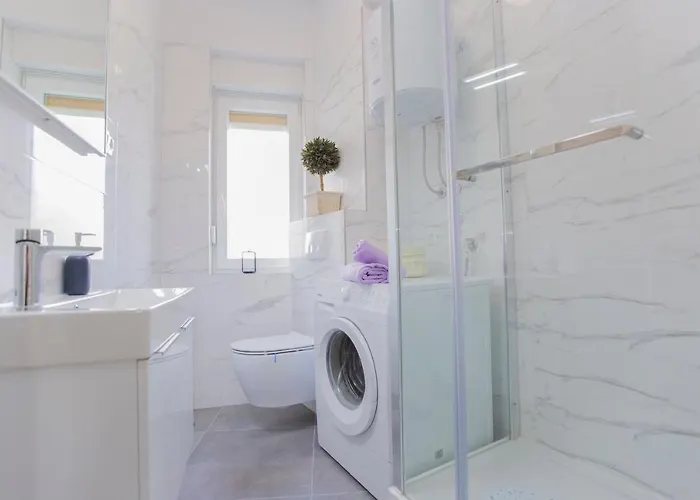 Διαμέρισμα Triple A